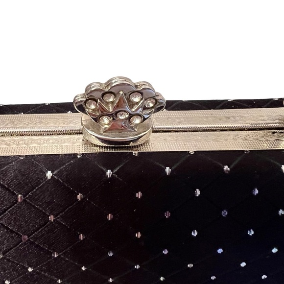 Black and Silver Hardshell Handbag with Jeweled Crown Closure NWOT - Picture 3 of 7